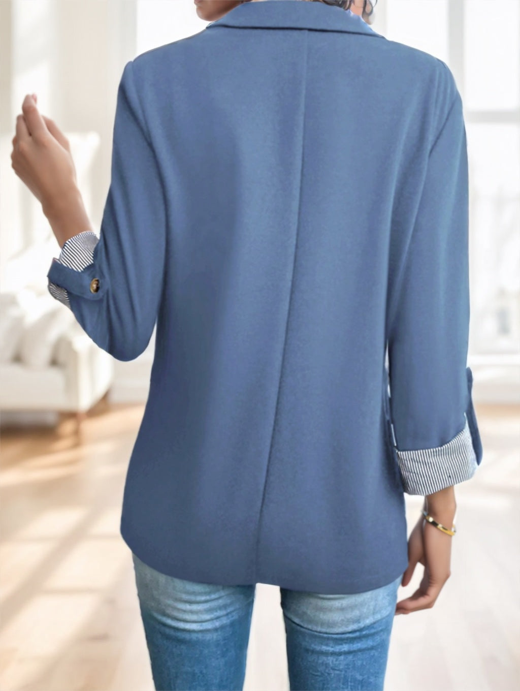 Women'S Stylish Green Blazer With Roll-Up Sleeves